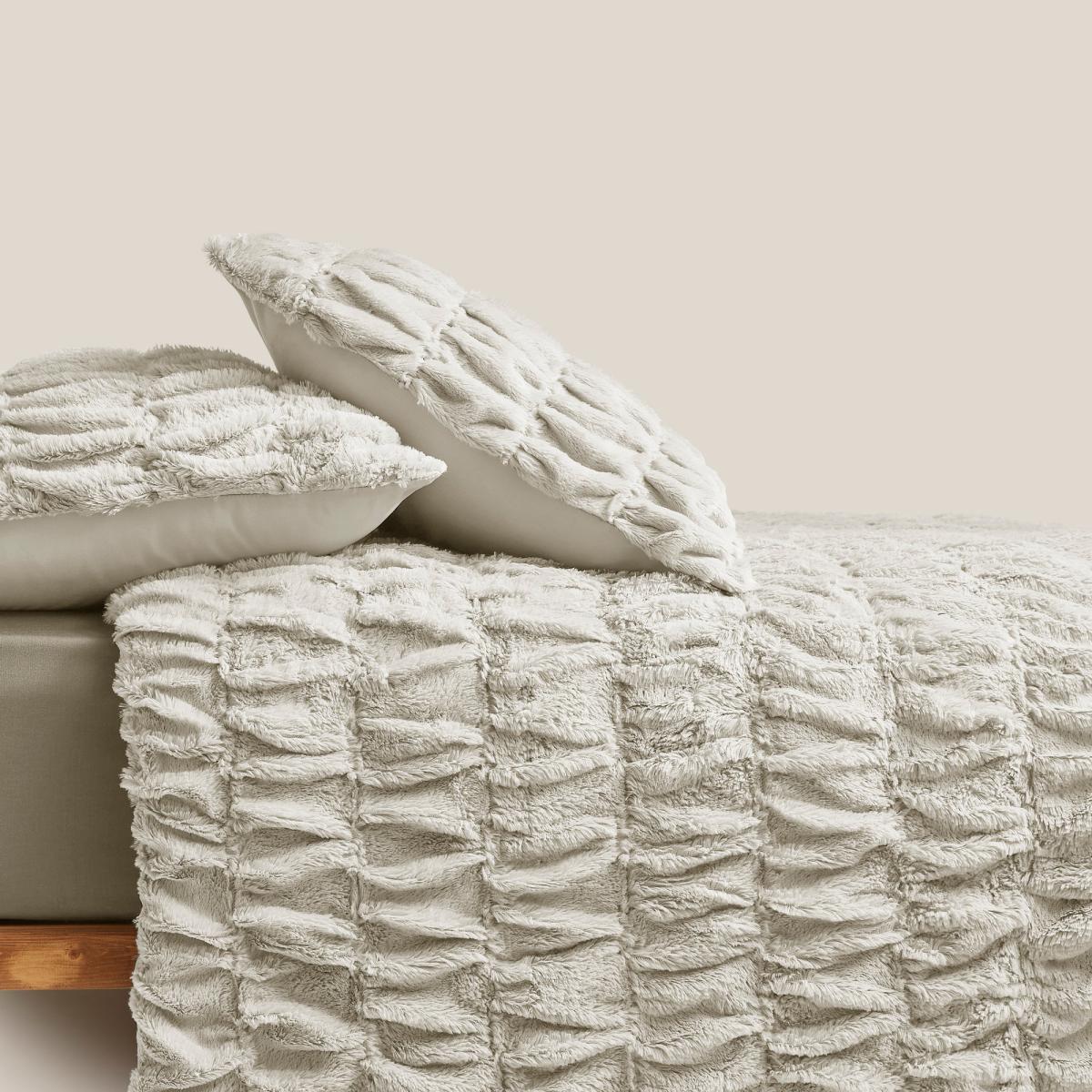 Cream Faux Fur Seersucker Duvet Cover and Pillowcase Set Cream – image 6