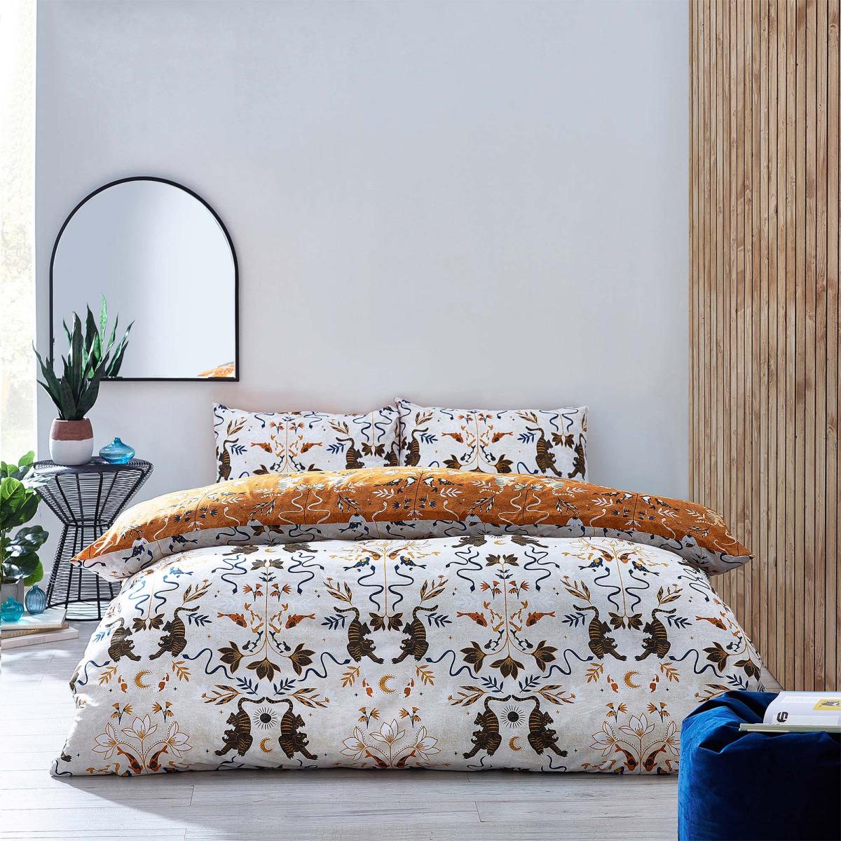 Tigerfish Reversible Duvet Cover and Pillowcase Set MultiColoured – image 2