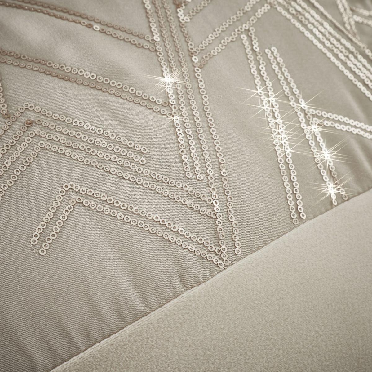 Catherine Lansfield Velvet Sparkle Champagne Duvet Cover and Pillowcase Set Champagne – image 3
