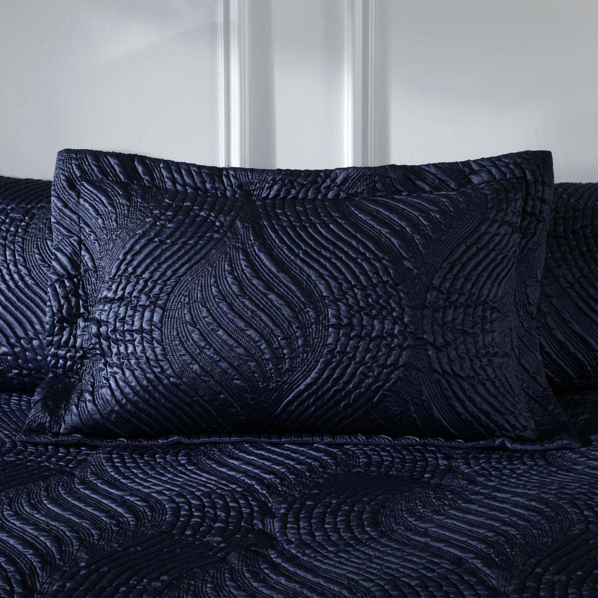 Romilly Wave Luxe Pinsonic Navy Duvet Cover and Pillowcase Set Navy (Blue) – image 2