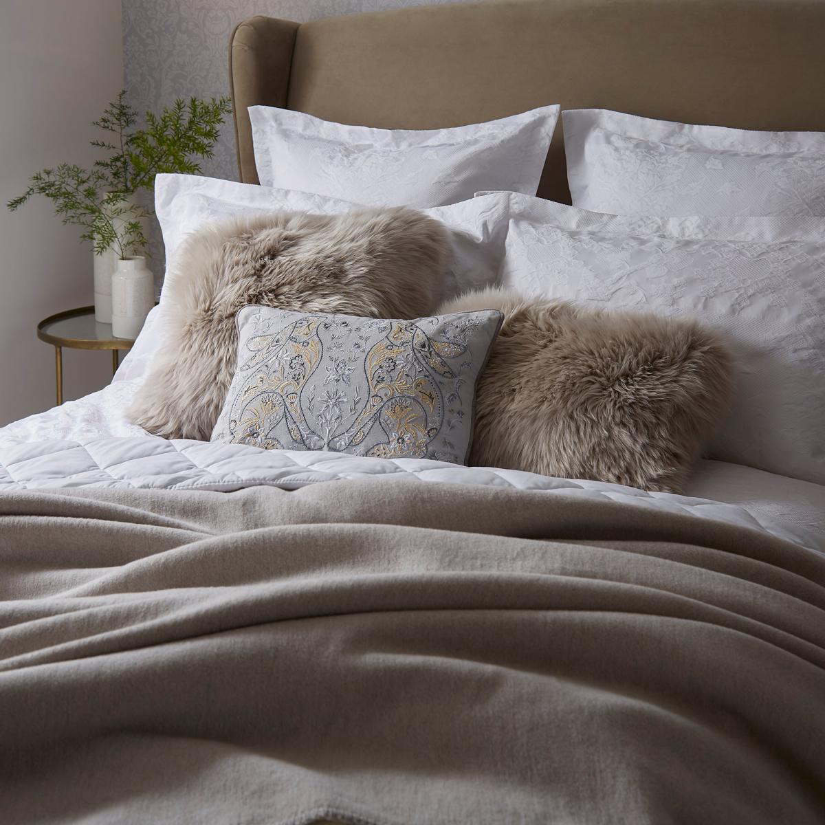 Dorma Purity Kempley Jacquard White Duvet Cover and Pillowcase Set White – image 2