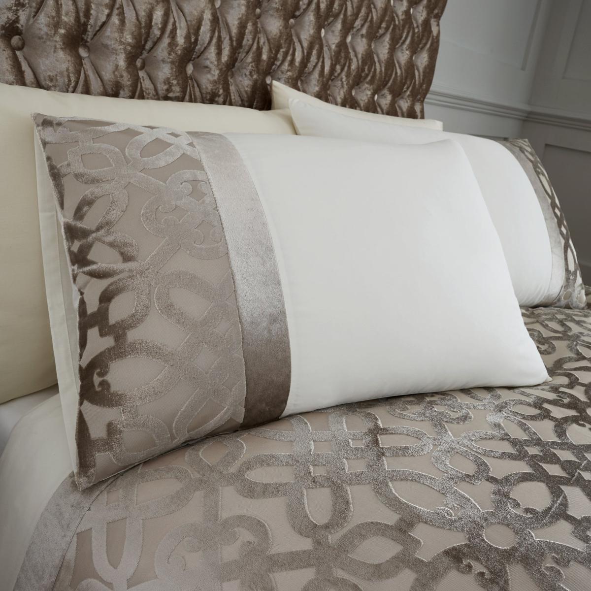 Catherine Lansfield Natural Lattice Cut Velvet Duvet Cover and Pillowcase Set Brown and White – image 2