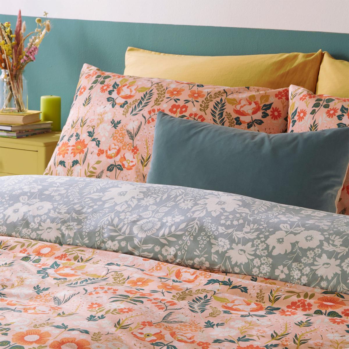 Furn. Lorelei Blush Floral Reversible Duvet Cover and Pillowcase Set Blush (Pink) – image 2