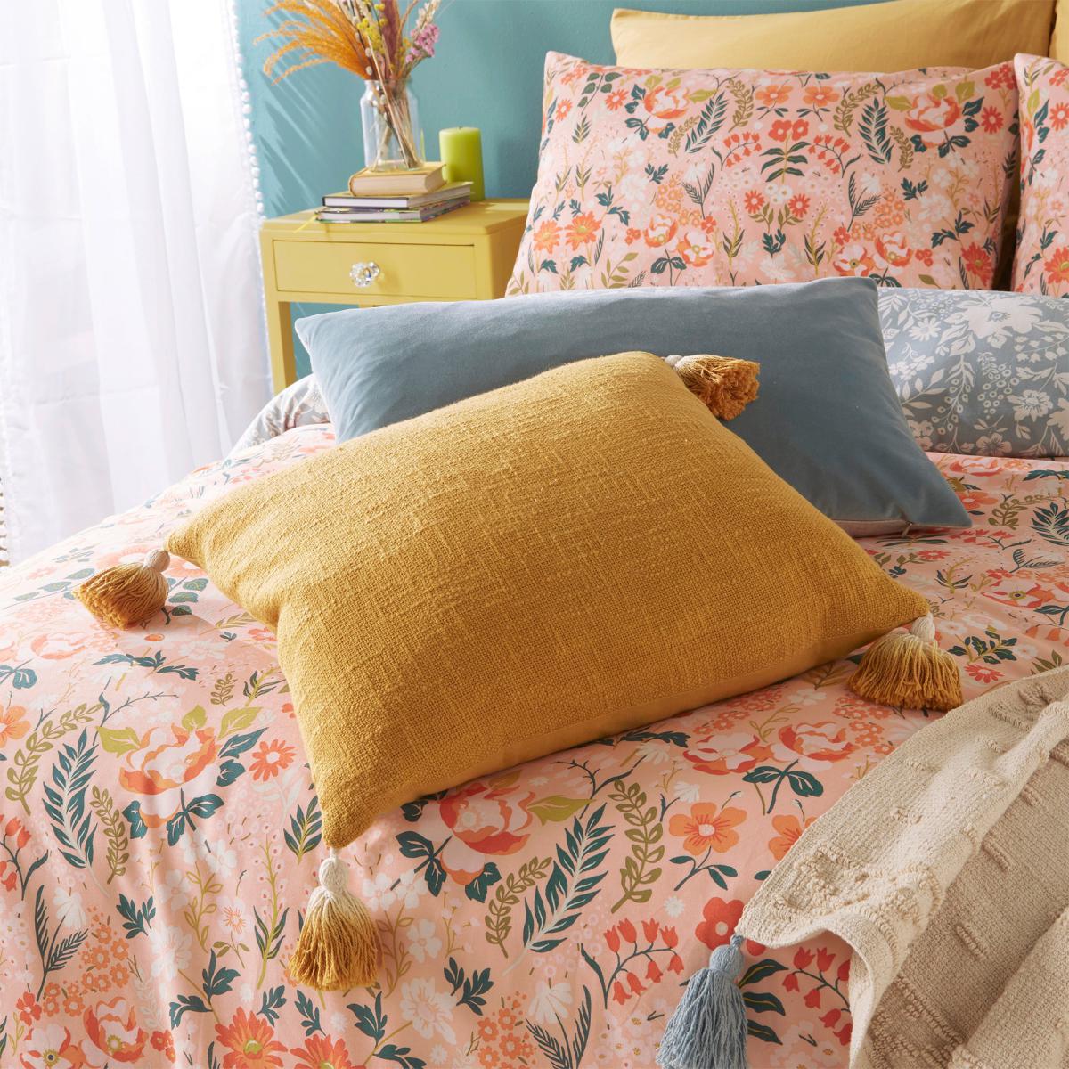 Furn. Lorelei Blush Floral Reversible Duvet Cover and Pillowcase Set Blush (Pink) – image 4