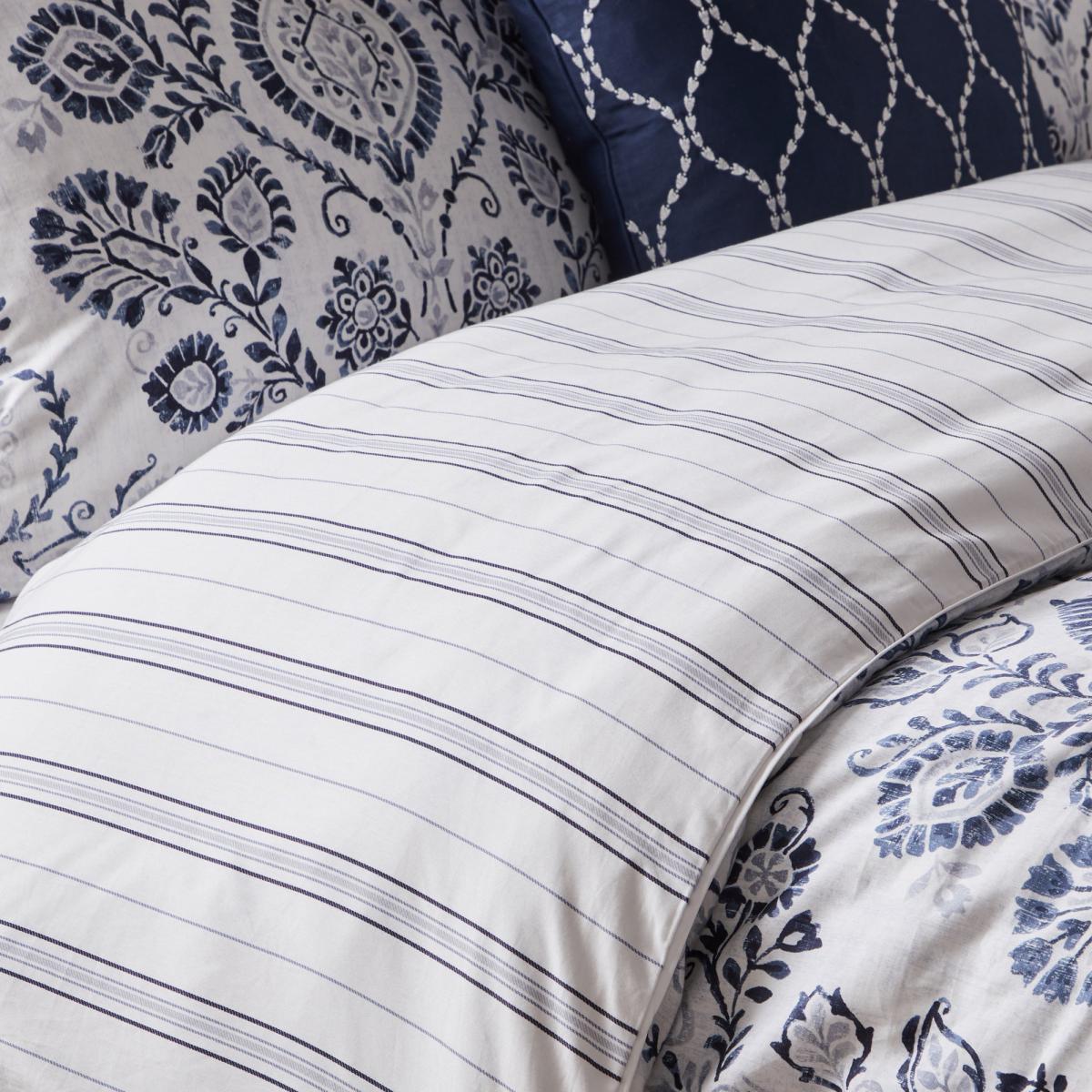 Dorma Harlyn Navy Organic Cotton Duvet Cover and Pillowcase Set Blue, White and Black – image 8