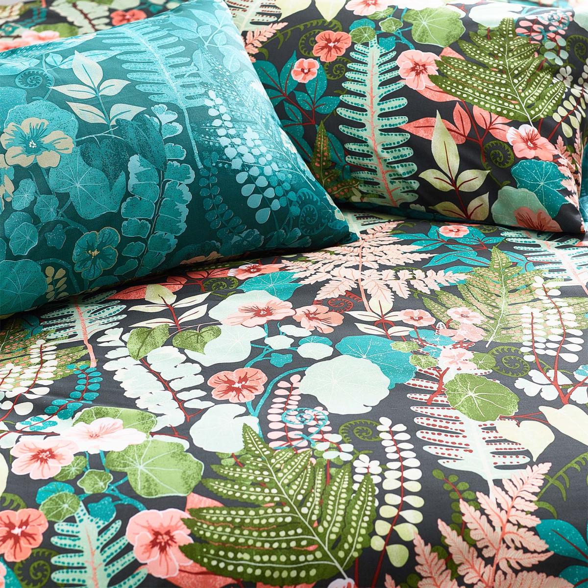 Secret Garden Reversible Duvet Cover and Pillowcase Set Green – image 4