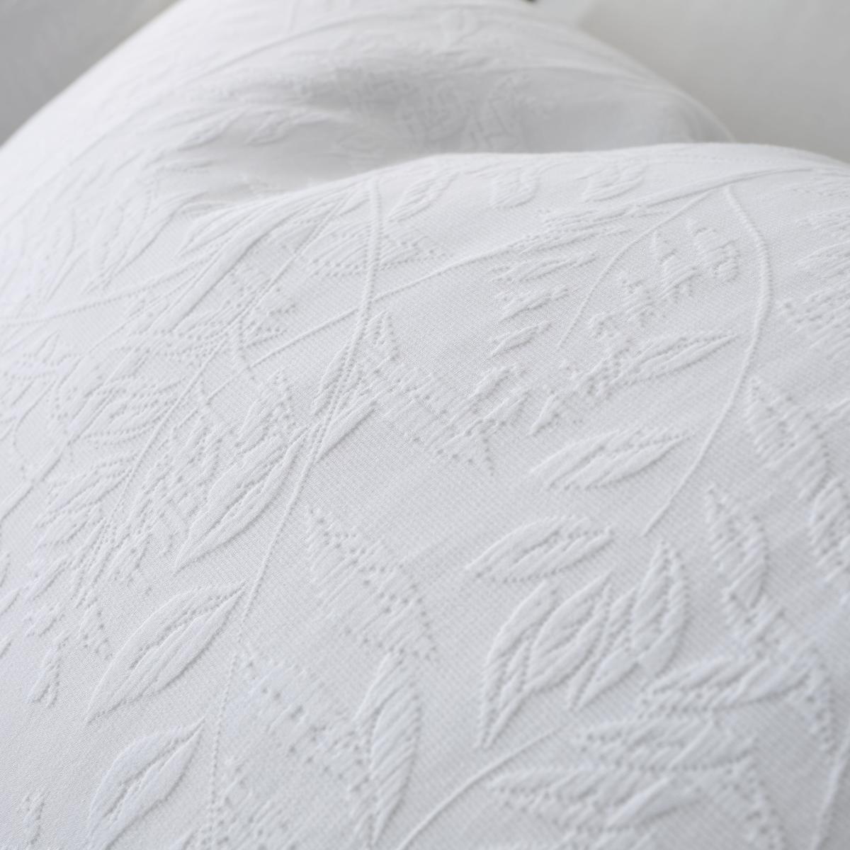Bianca Fine Linens Matelasse Jacquard Leaves 100% Cotton Duvet Cover and Pillowcase Set White – image 5