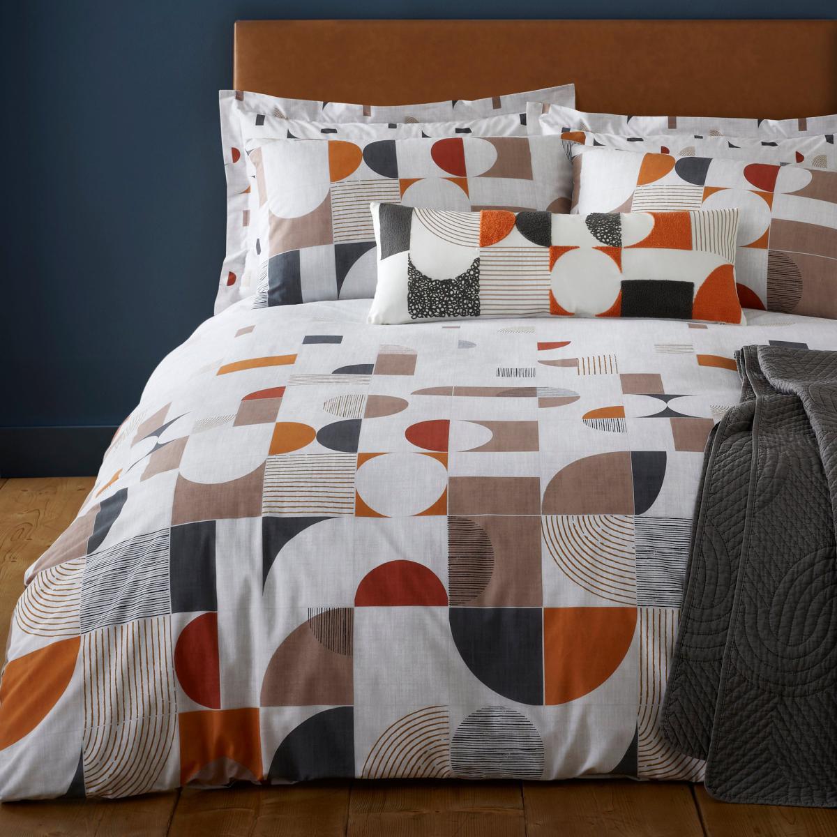 Elements Oslo Reversible Duvet Cover and Pillowcase Set MultiColoured – image 1