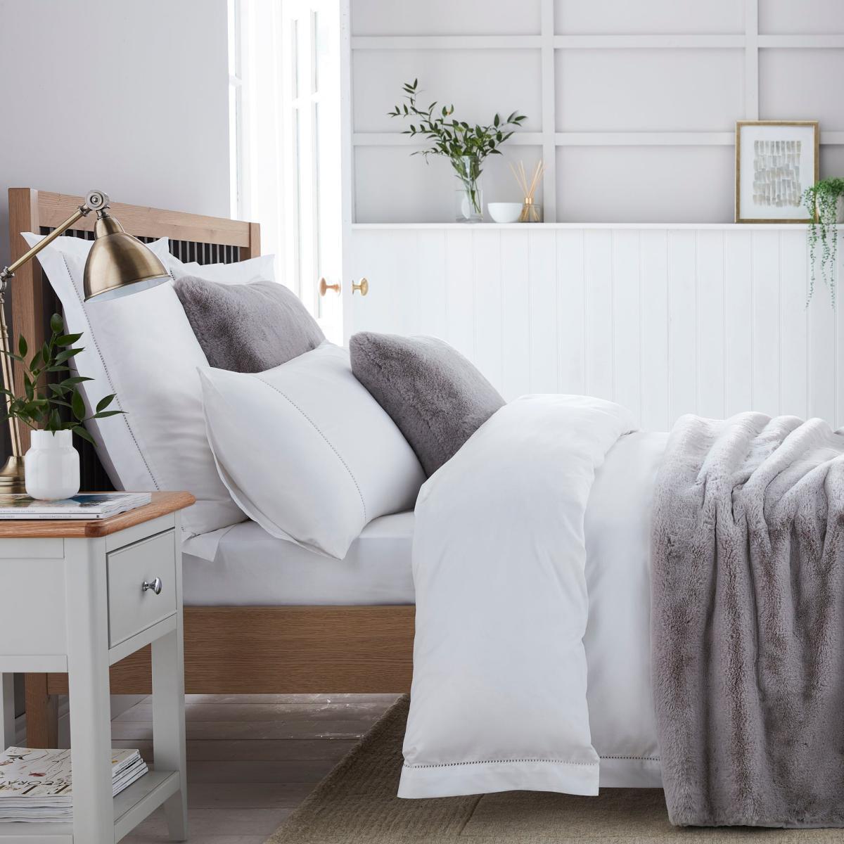 Dorma Purity Hayle 300 Thread Count Cotton Sateen Duvet Cover and Pillowcase Set White – image 4