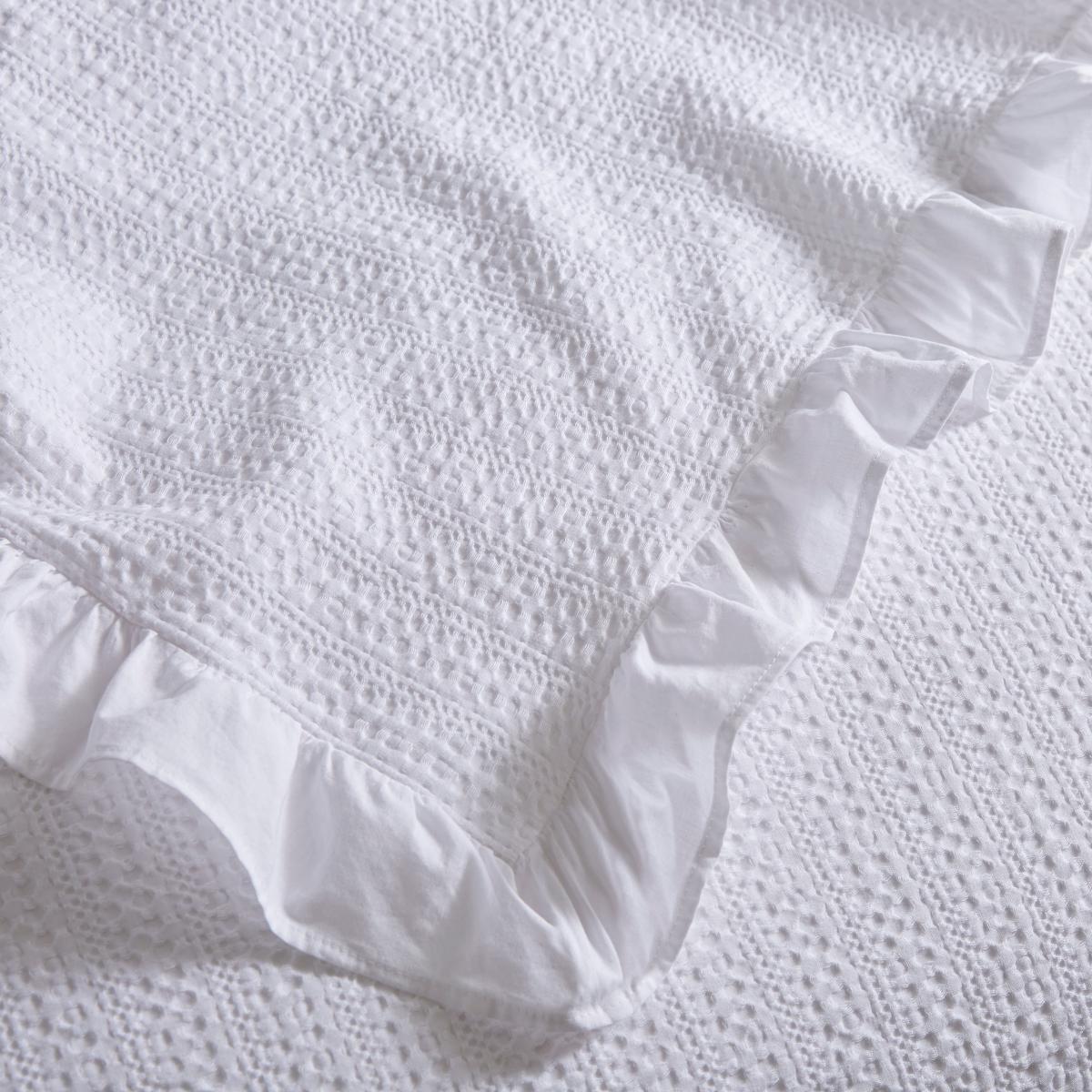 Amberline Bedspread White – image 2