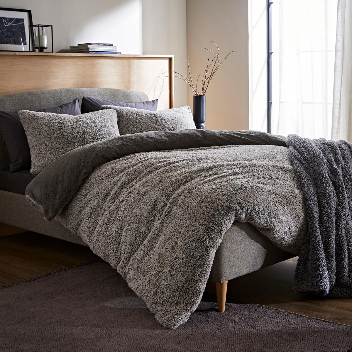 Teddy Bear Feather Soft Marl Reversible Duvet Cover and Pillowcase Set Grey – image 2