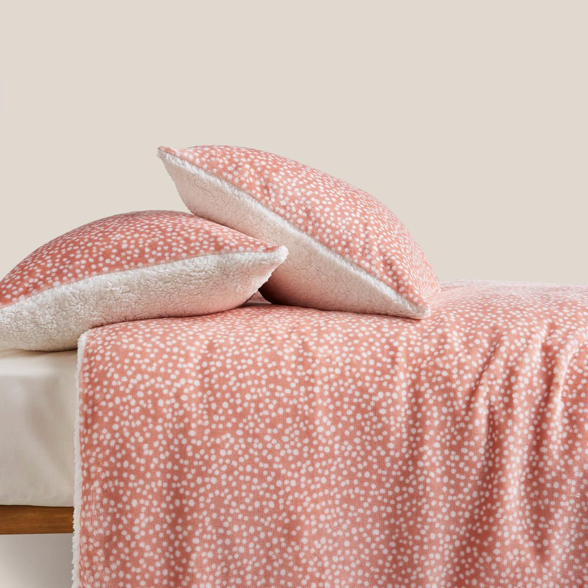 Dottie Pink Fleece Reversible Duvet Cover and Pillowcase Set Pink – image 5
