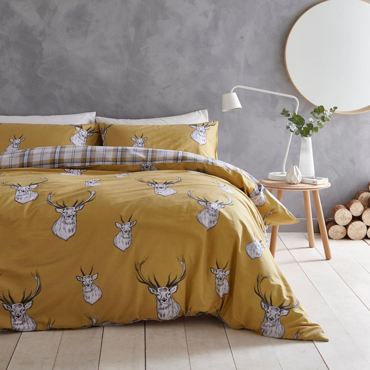 Catherine Lansfield Stag Ochre Duvet Cover and Pillowcase Set Yellow – image 4