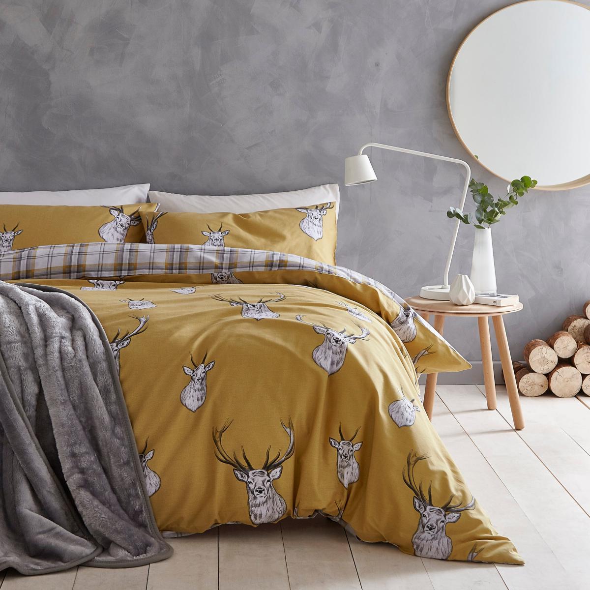 Catherine Lansfield Stag Ochre Duvet Cover and Pillowcase Set Yellow – image 1