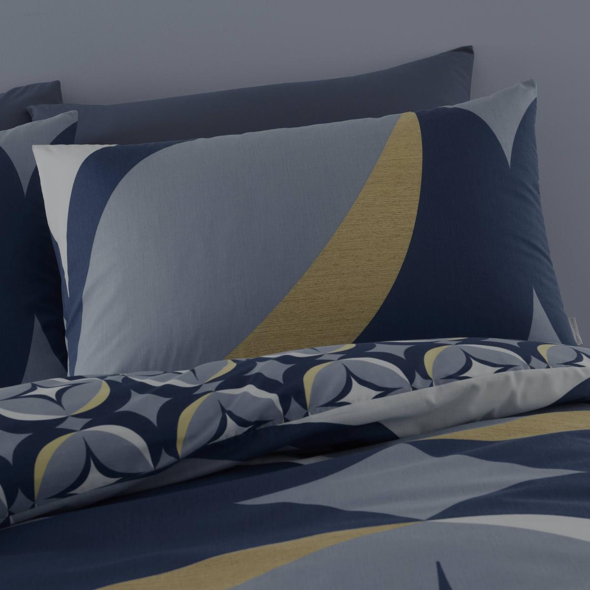 Catherine Lansfield Carston Geo Duvet Cover and Pillowcase Set Navy – image 2