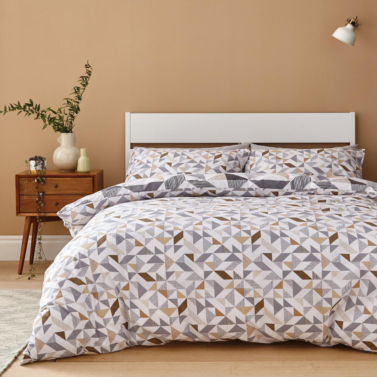 Elements Bako Reversible Geometric Natural Duvet Cover and Pillowcase Set Natural – image 2
