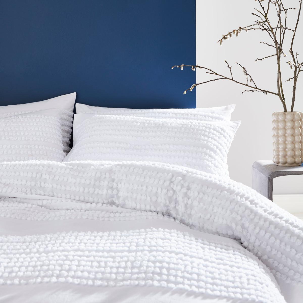 Bianca Malmo Tufted 100% Cotton White Duvet Cover and Pillowcase Set White – image 3
