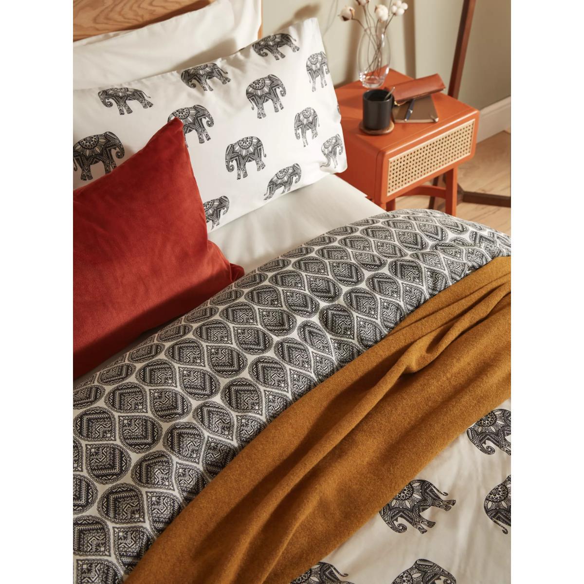 John Lewis & Partners Elephant March Duvet Cover Set – image 3