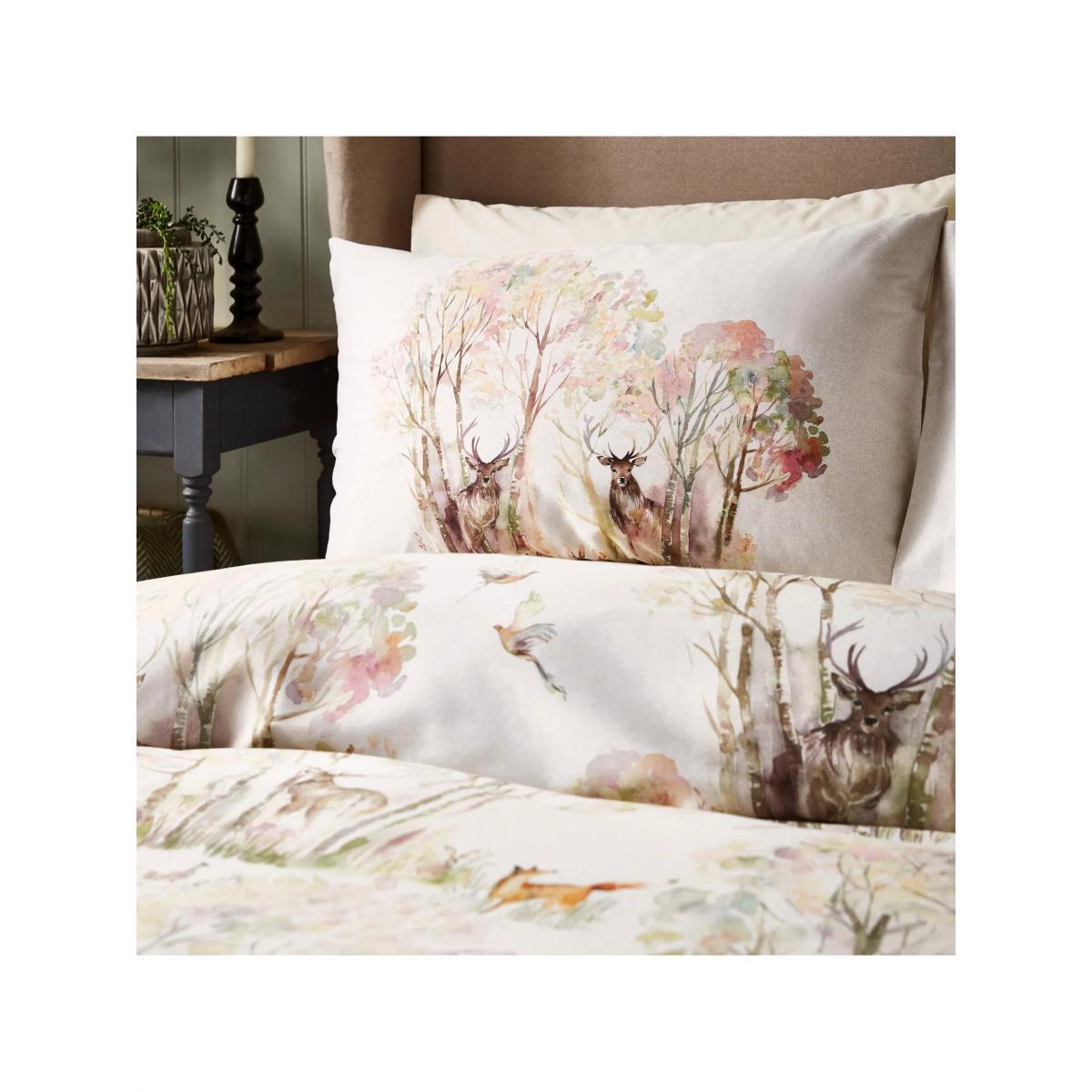 Voyage Winter Wilderness Duvet Cover Set – image 3