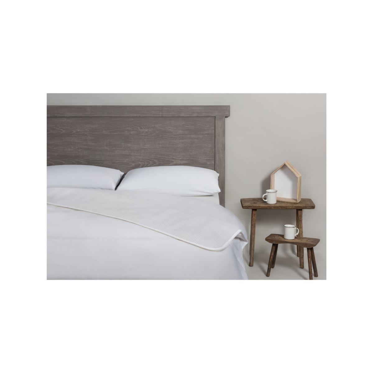 Velfont Yeti Temperature Regulating Synthetic Duvet, 4.5 Tog – image 2