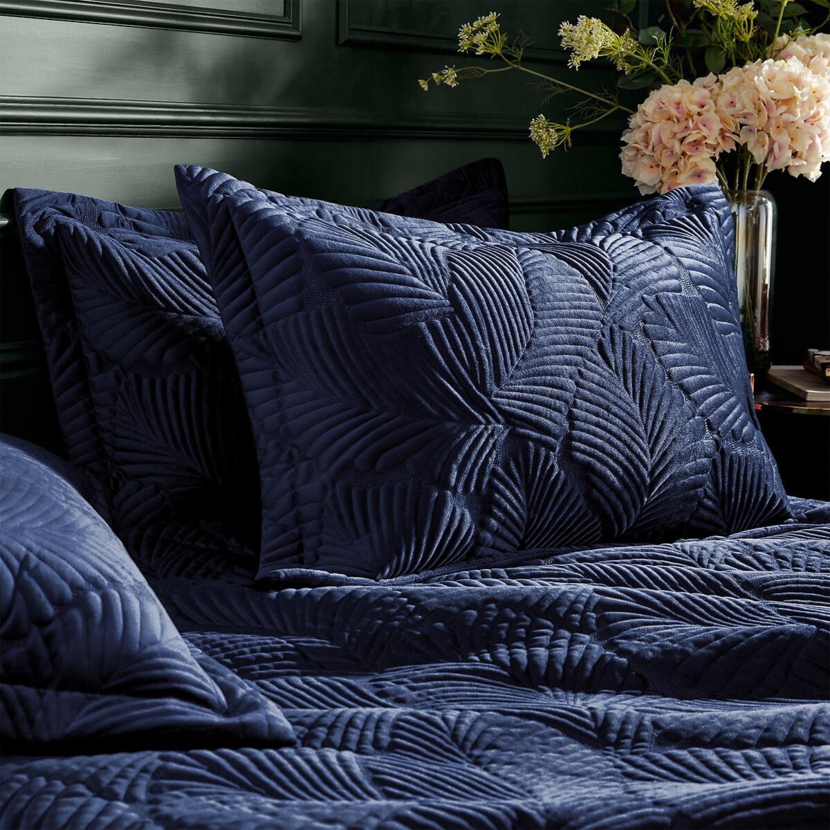 Palmeria Duvet Cover & Pillowcase Set – image 3