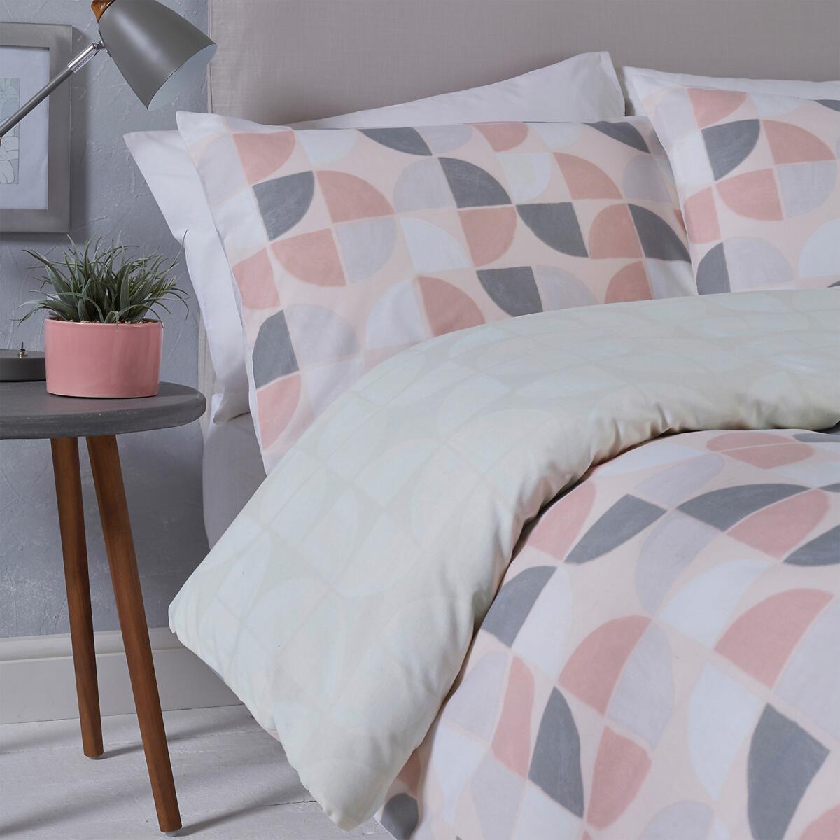 Luna Duvet Cover & Pillowcase Set – image 2