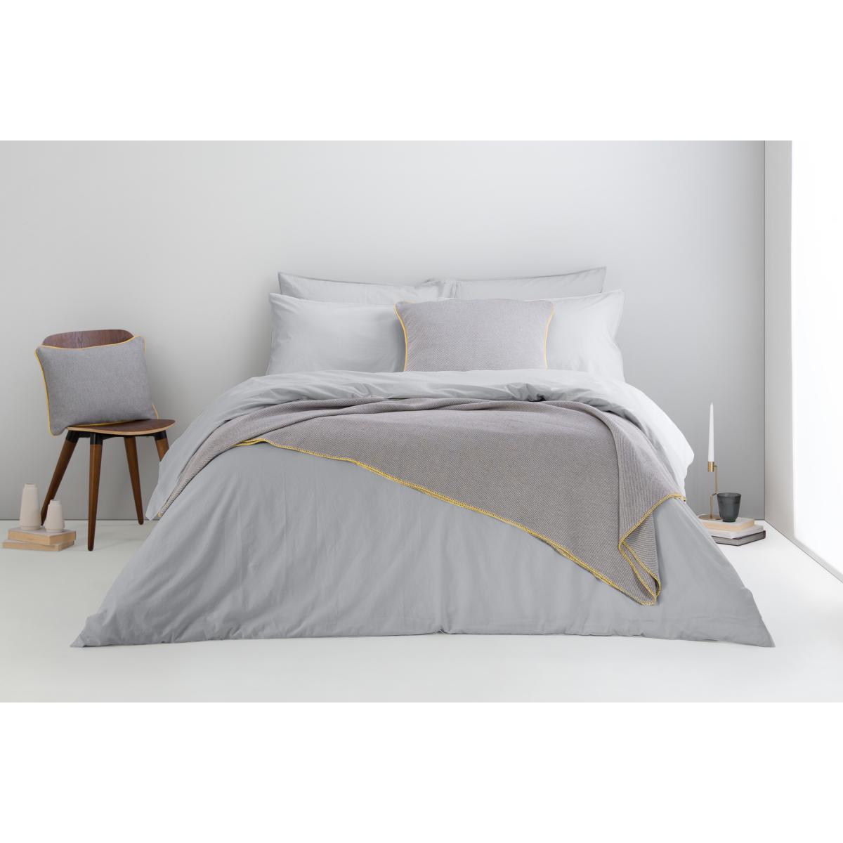 Alexia Stonewashed Cotton Duvet Cover + 2 Pillowcases, King, Light Grey – image 3