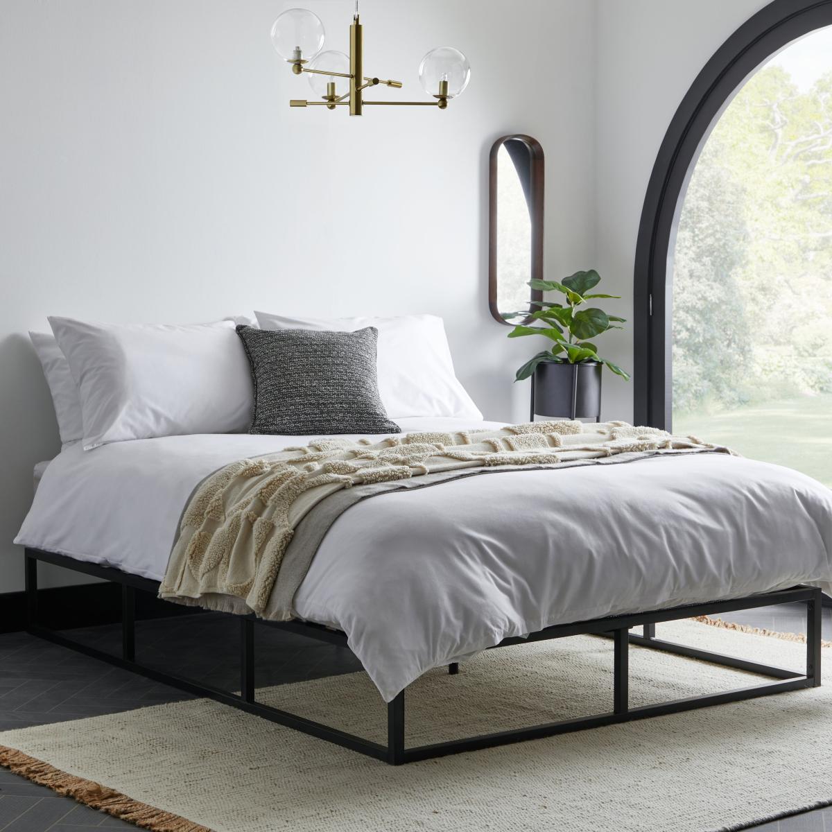 London Bed Black – image 1