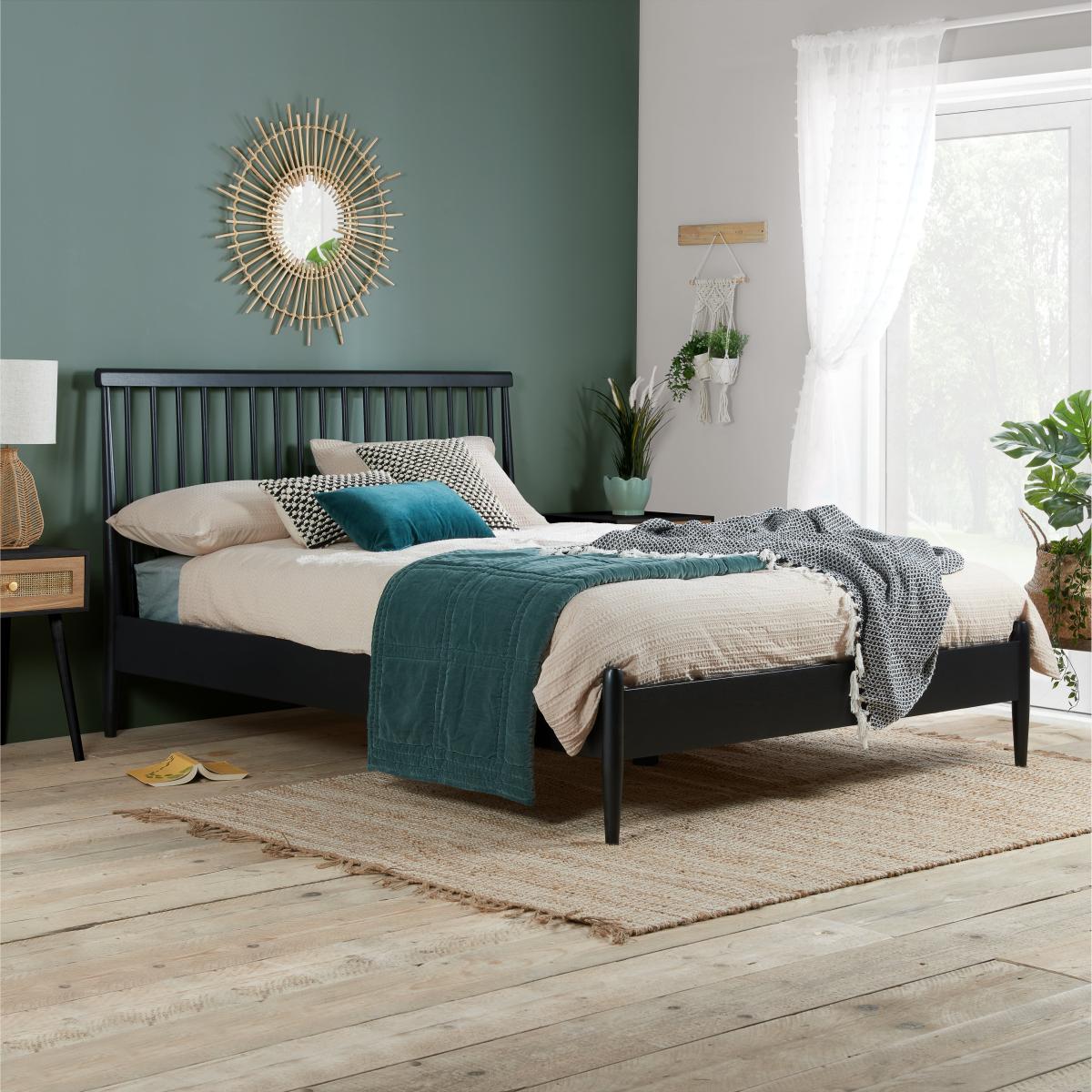 Spindle Bed Black – image 1