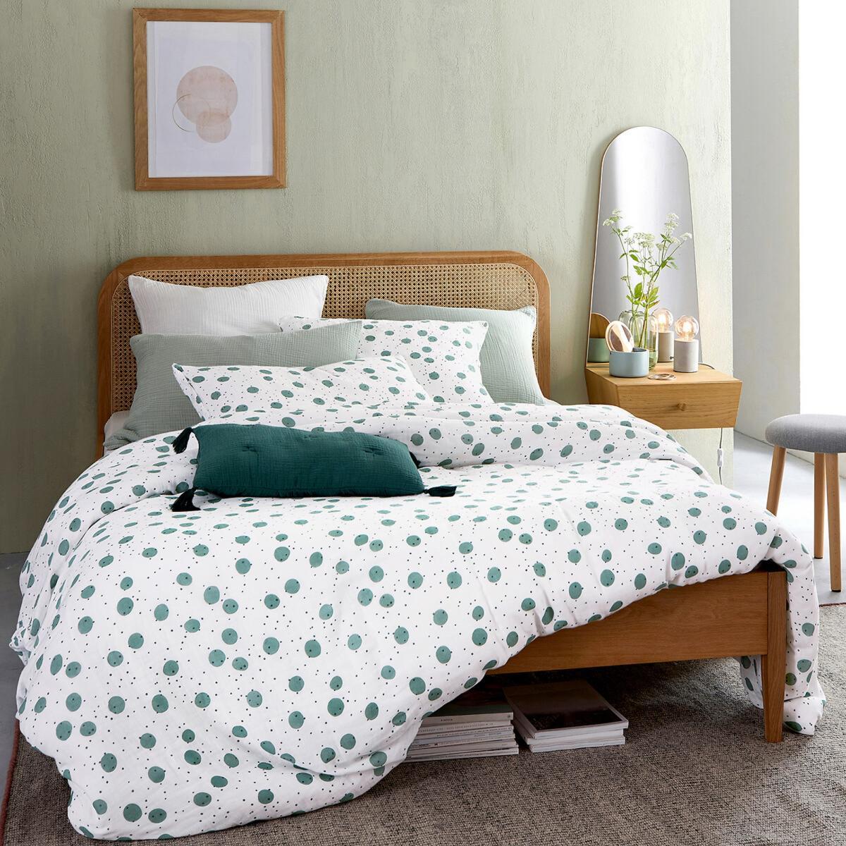 Madara Retro Bed – image 7