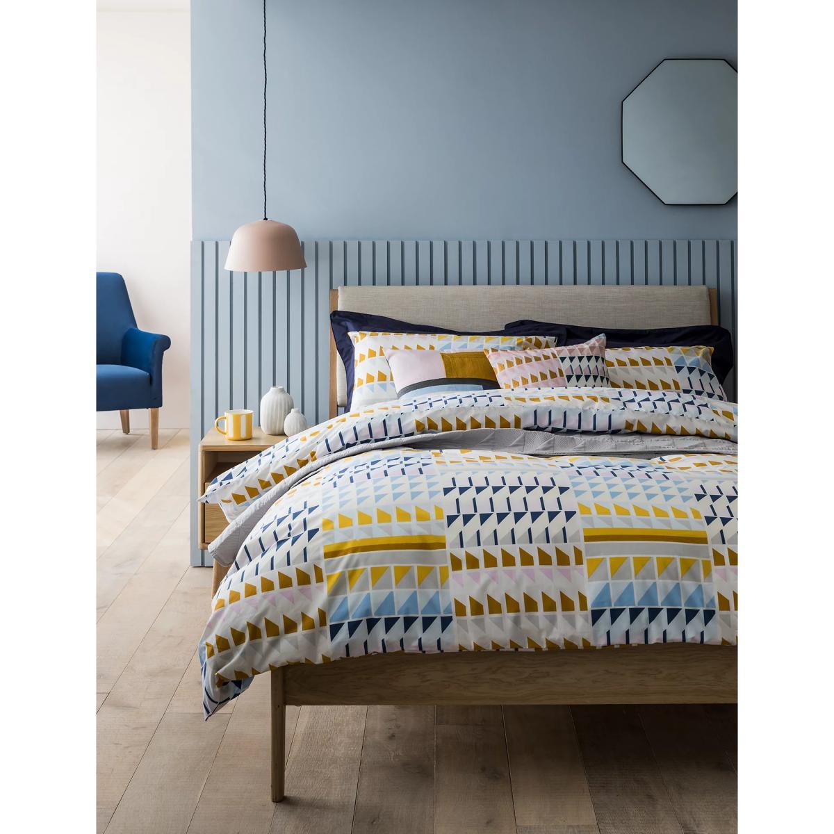 M&S Nord Bed - 4FT6 - Oak, Oak – image 2