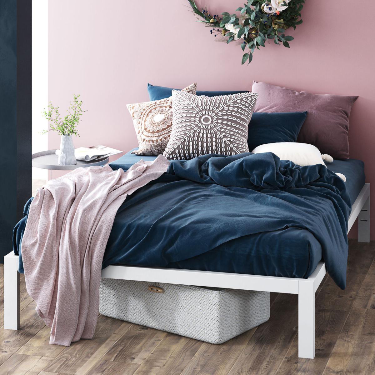 Sally White Metal Bed Frame - White / King – image 4
