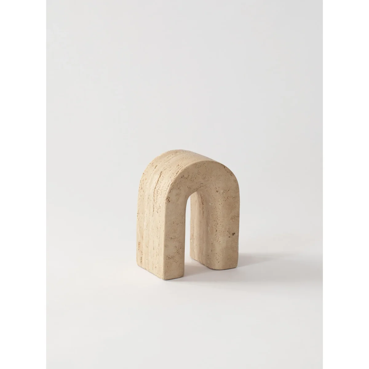 Tell Me More Travertine bookend 15 cm – image 3
