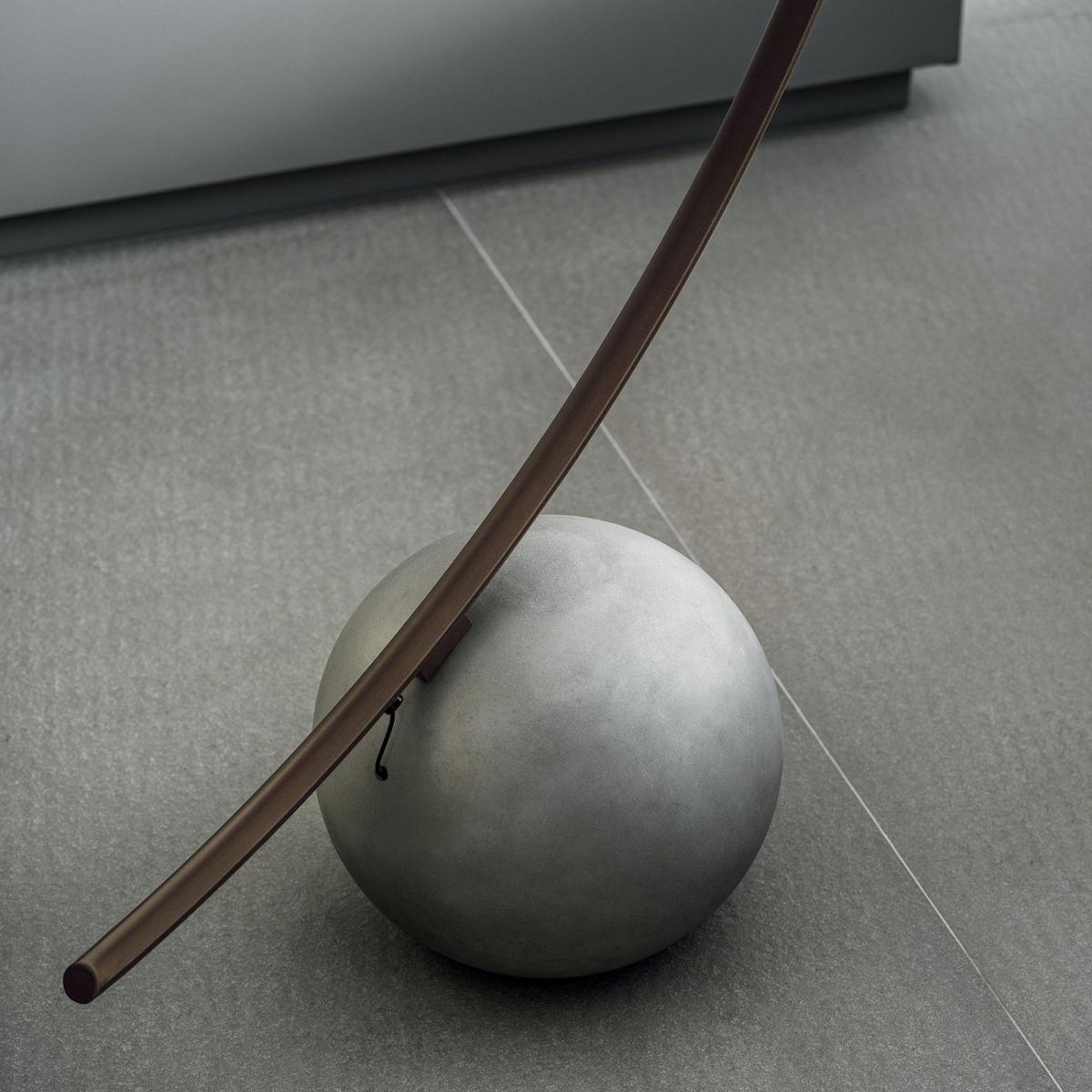 Bontempi Circle Floor Lamp, Dark Brass M028 and Concrete PC002 – image 2