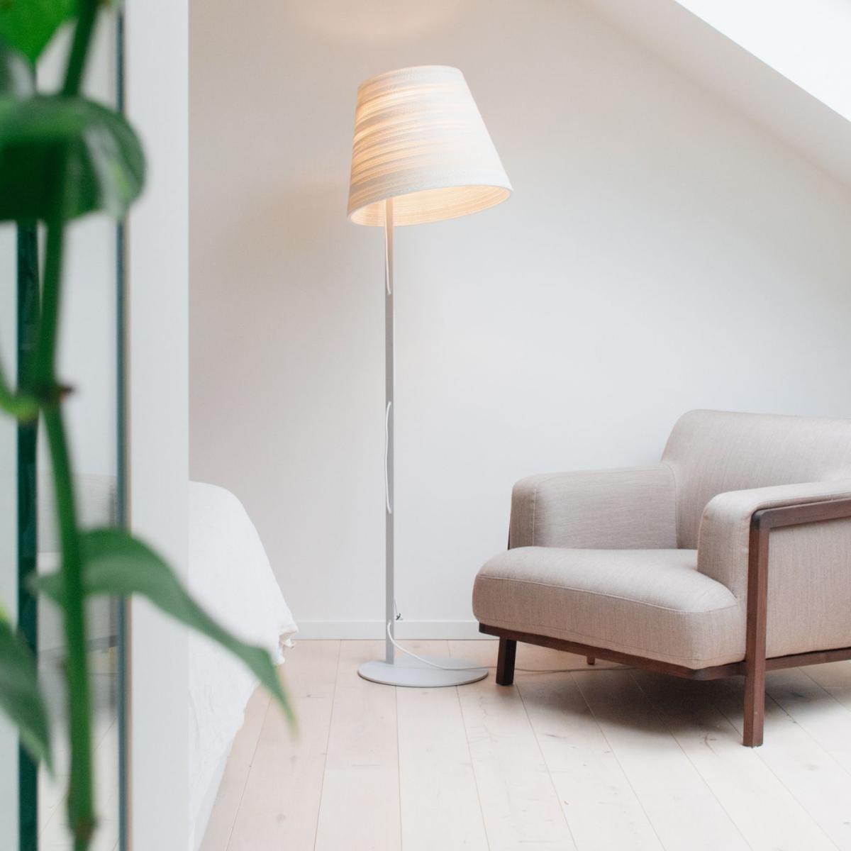 White Tilt Floor Lamp – image 2