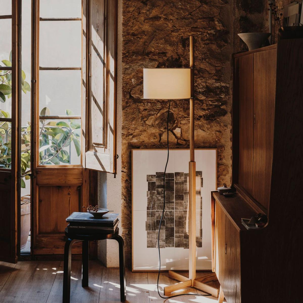 Beech/White TMM Floor Lamp - EU Plug – image 2