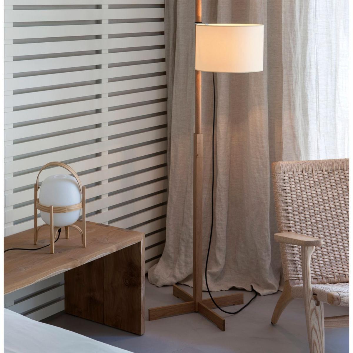 Natural/Beige TMM Floor Lamp - UK Plug – image 2