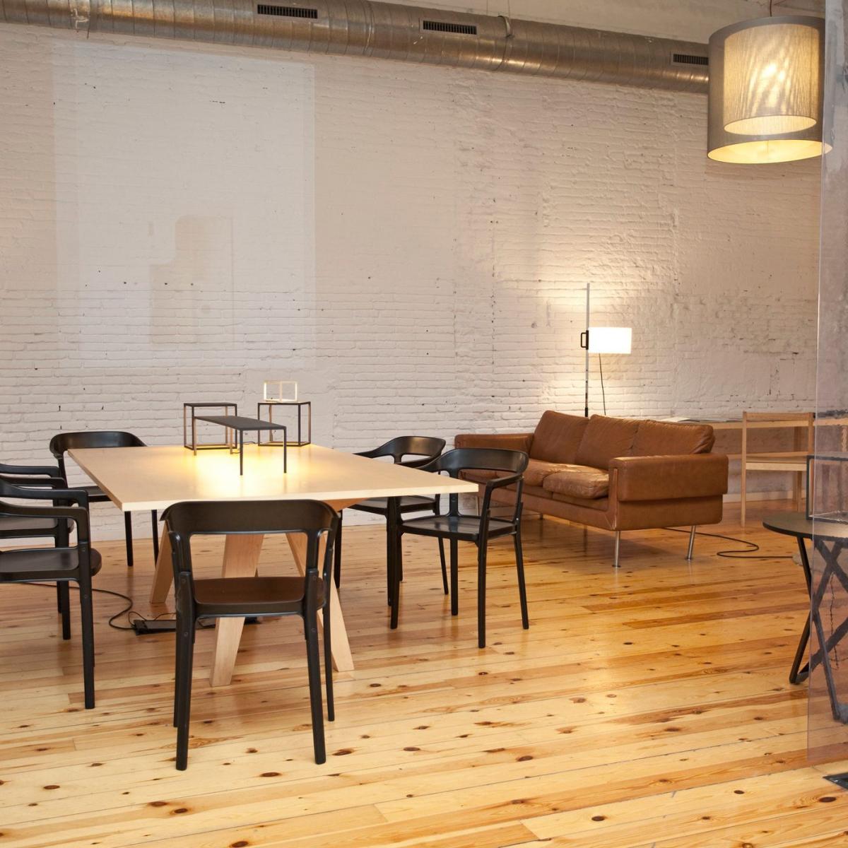 TMC Floor Lamp - EU Plug – image 5