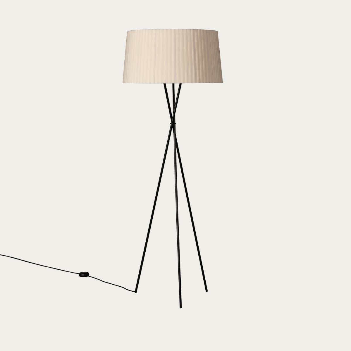 Natural Trípode Floor Lamp - UK Plug – image 1