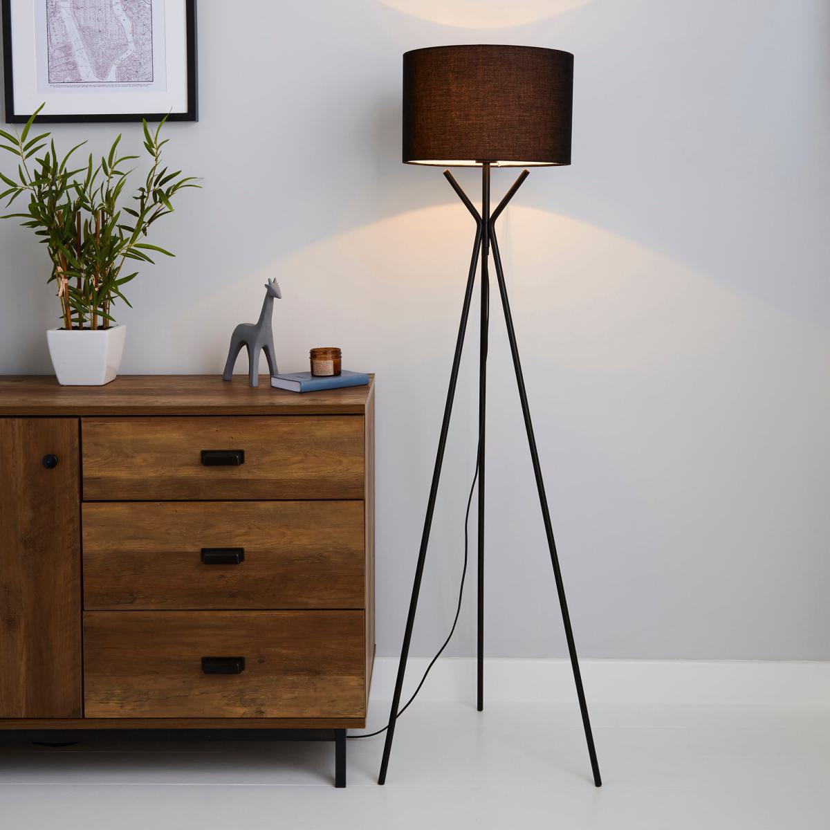 Drei Tripod Black Floor Lamp Black – image 1
