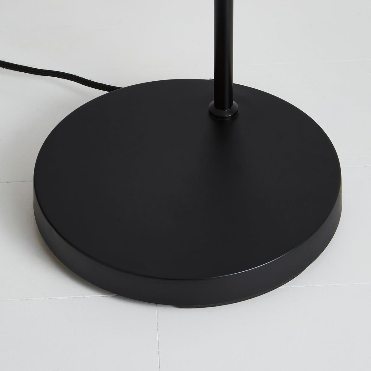 Dorrian Floor Lamp Black – image 4
