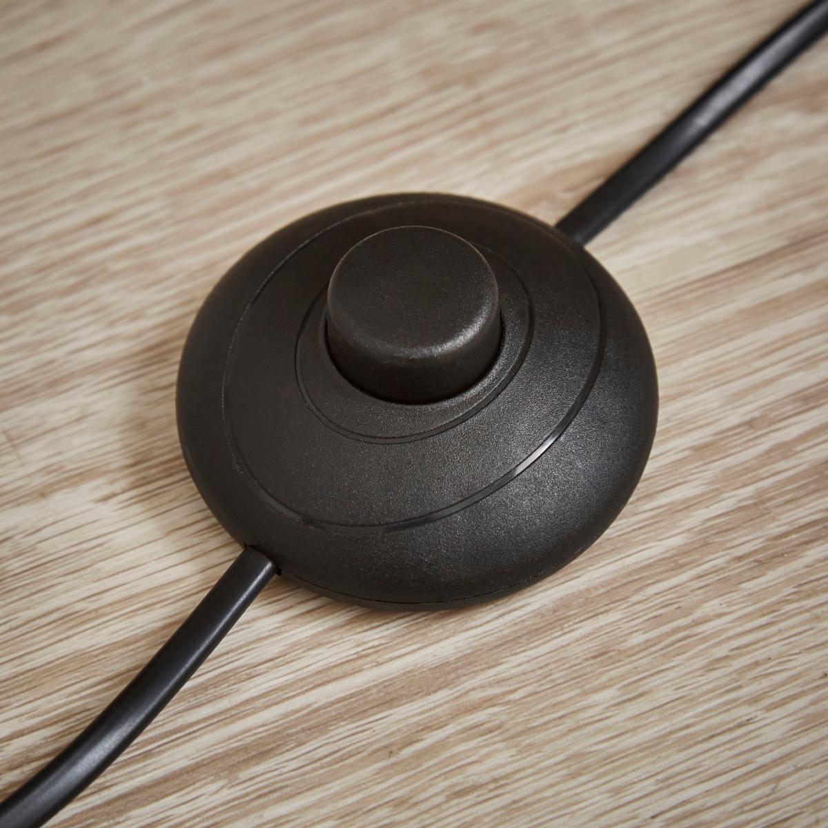 Leaner Metal Floor Lamp Olive – image 4