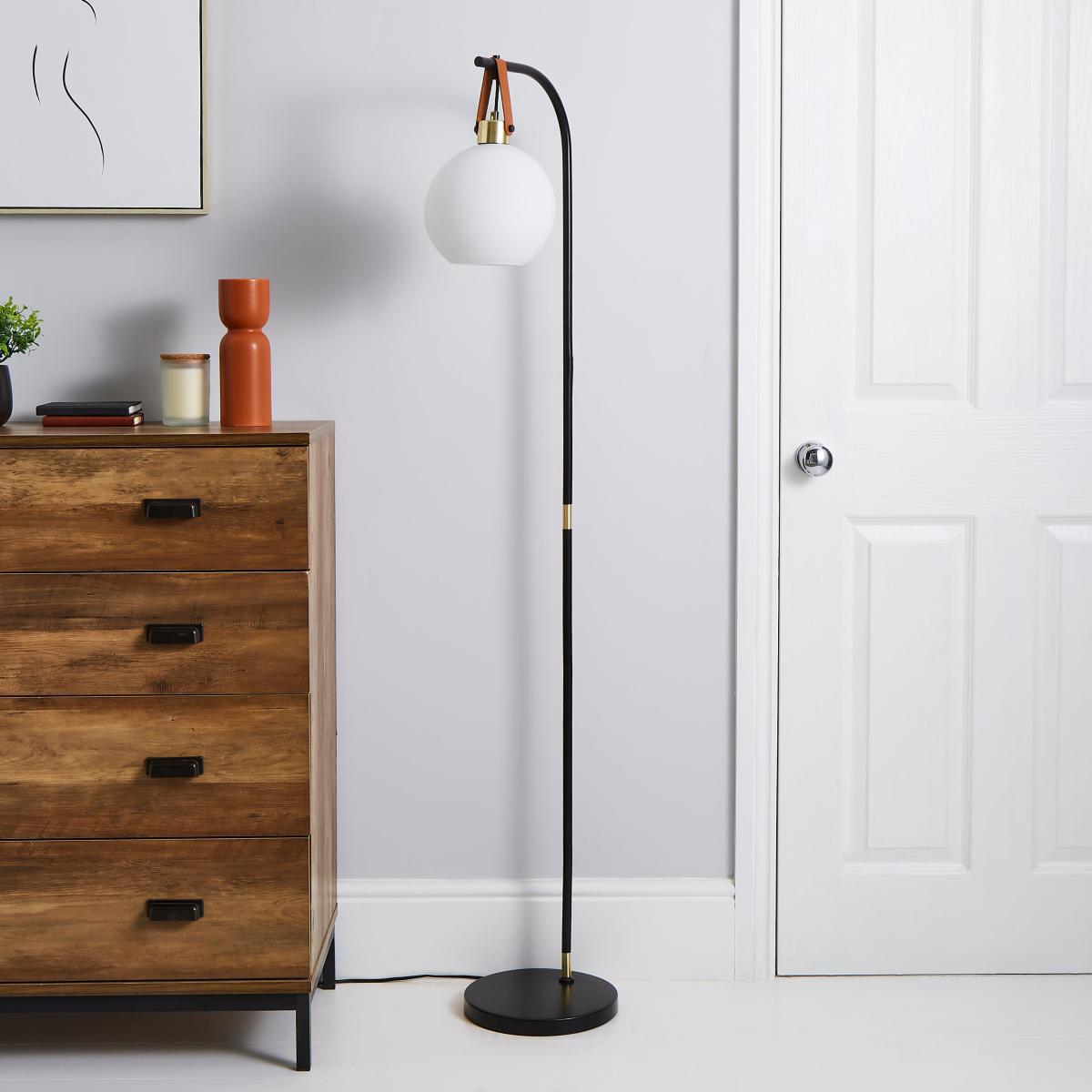 Joan Floor Lamp Black – image 2