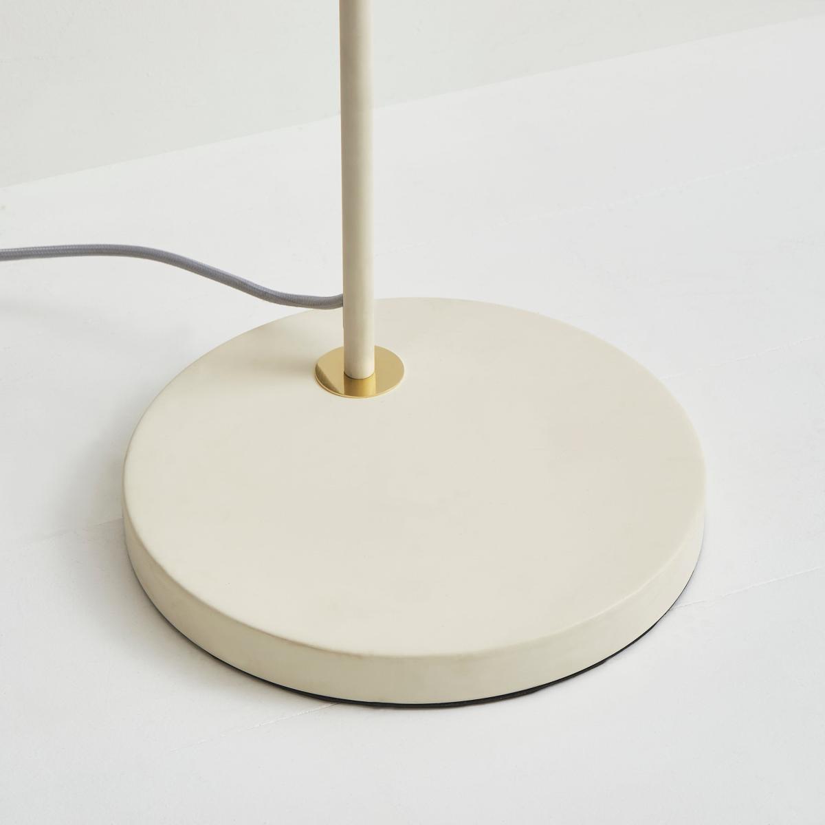 Corben Floor Lamp White – image 4