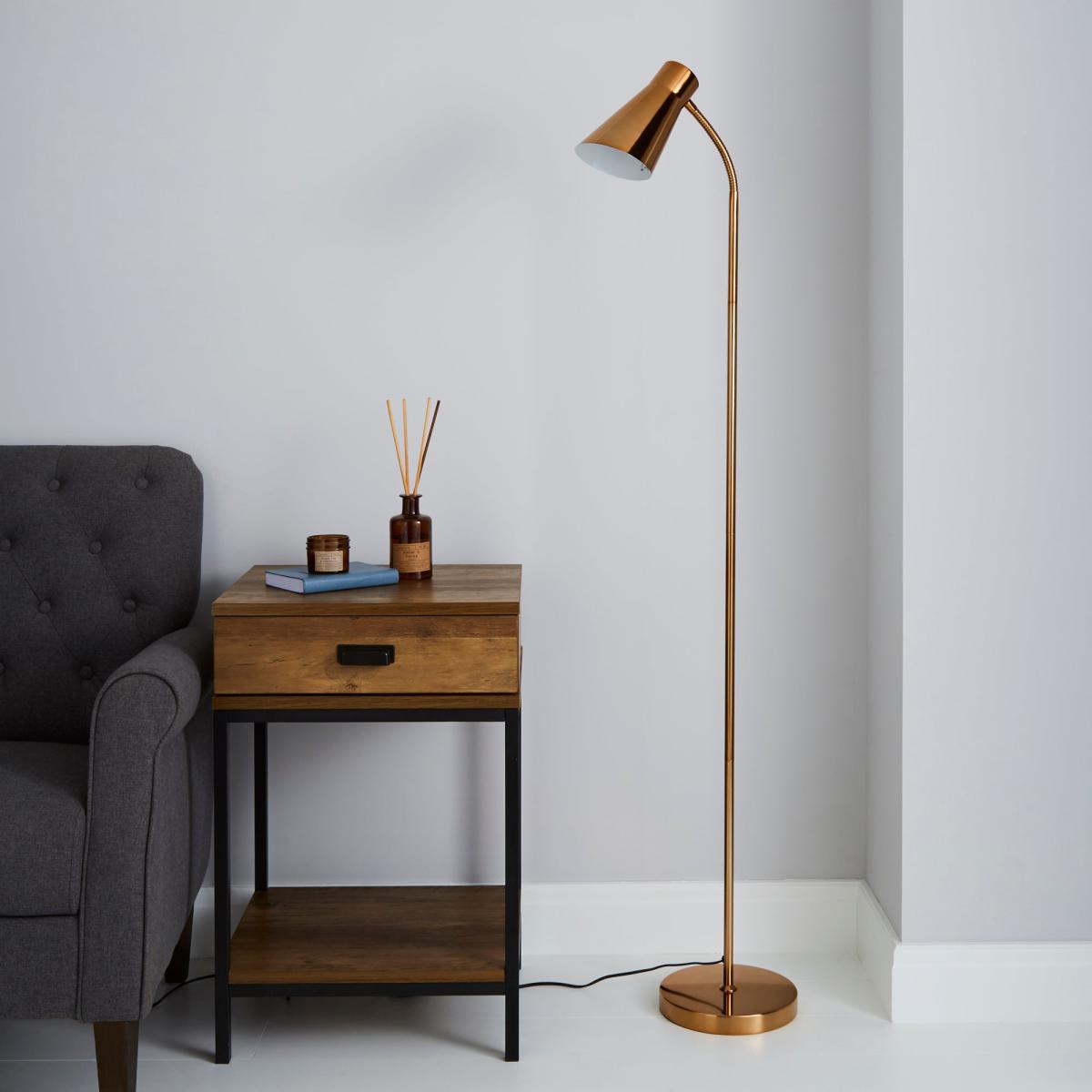 Kurtis Gold Floor Lamp Gold – image 2