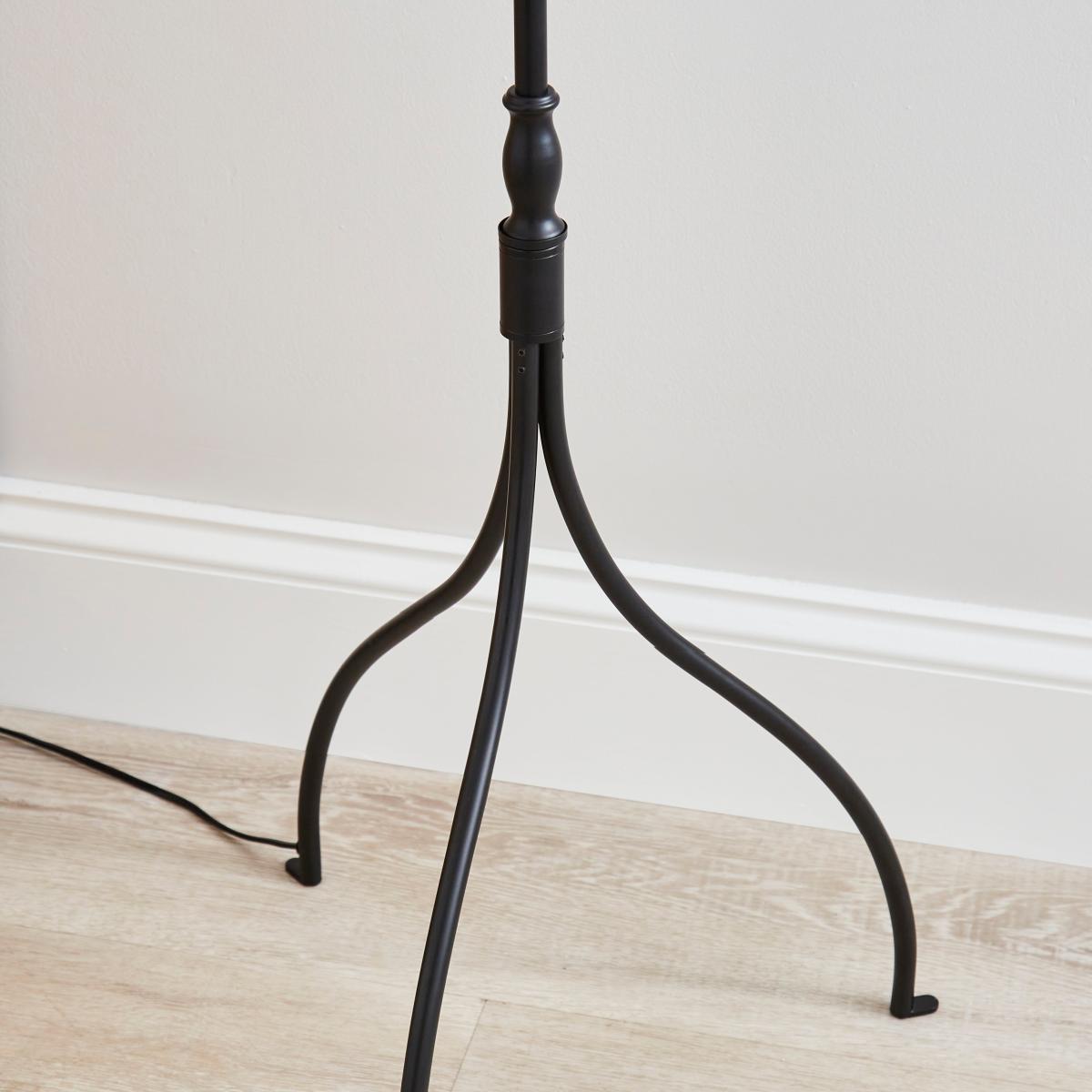 Classic Tripod Floor Lamp Black – image 4