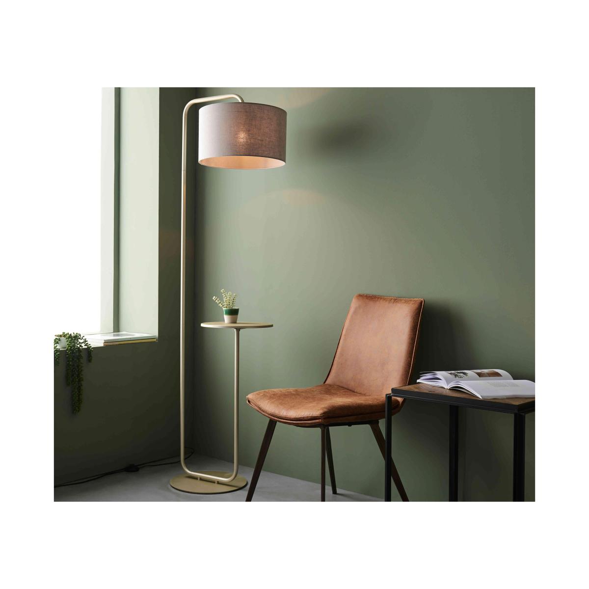 Colt Floor Lamp – image 2