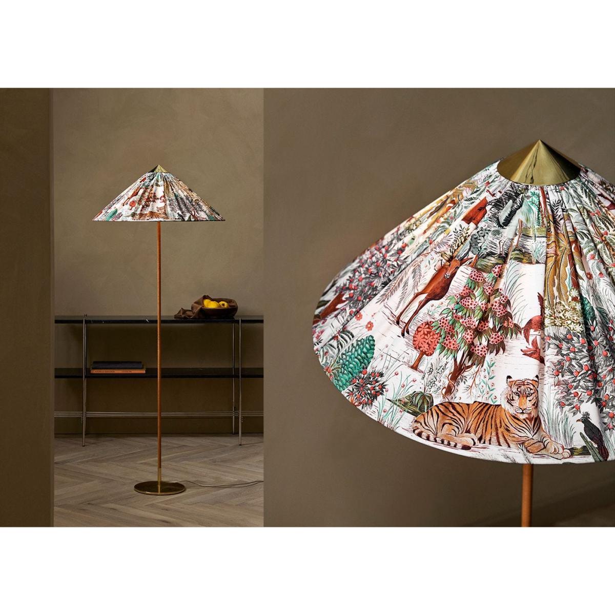 Gubi 9602 Floor Lamp Brass/Pierre Frey – image 4