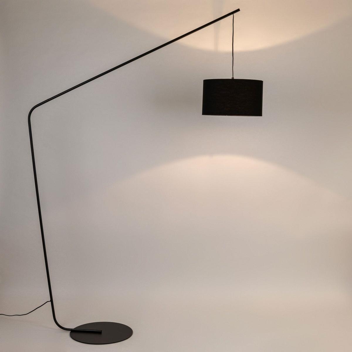 Heal's Manhattan Floor Lamp Black - Heal's UK Lighting – image 3