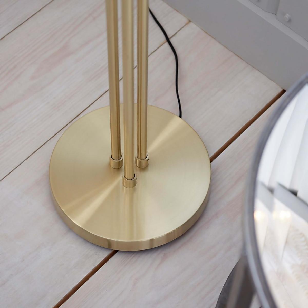 Geneva Floor Lamp - Brass – image 6